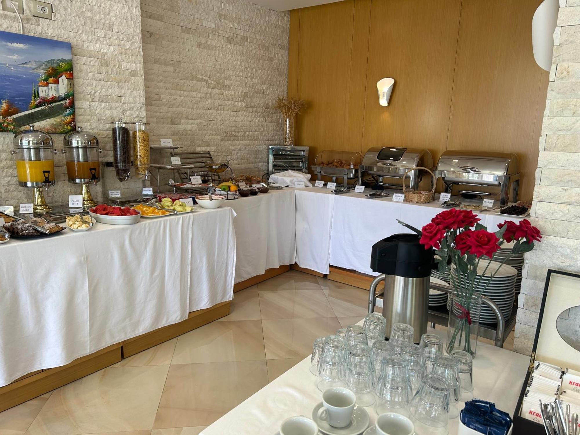 Hotel Luxury Ksamil Exterior photo